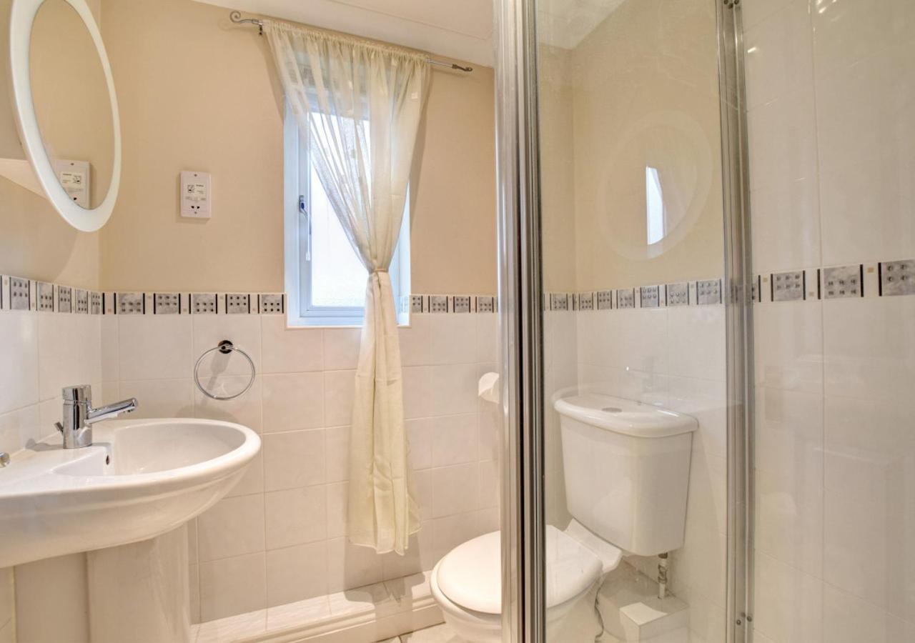 Bowleaze Beach Apartment Weymouth Eksteriør billede